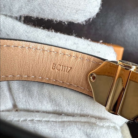 NEW Louis Vuitton Brown and Gold Monogram Bracelet - Picture 7 of 17